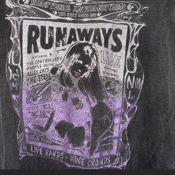 SALVAGE Vintage "RUNAWAYS" Graphic Tank Top. S Way Oversized - Picture 2 of 3